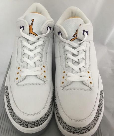 Une Air Jordan 3 Kobe adjugée à près de 30000$ Air Jordan 3 Kobe adjugée à près de 30000$