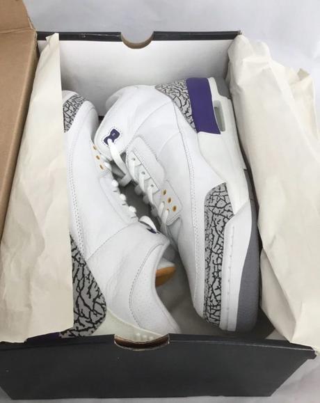 Une Air Jordan 3 Kobe adjugée à près de 30000$ Air Jordan 3 Kobe adjugée à près de 30000$