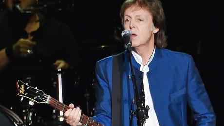 Paul McCartney donne son accord pour une bonne cause #paulmccartney #WeAllStandTogether