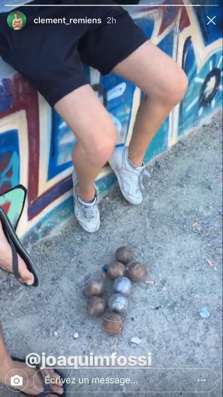 STYLÉ : Joaquim Fossi expose ses boules et son nouveau t-shirt Bad Georges