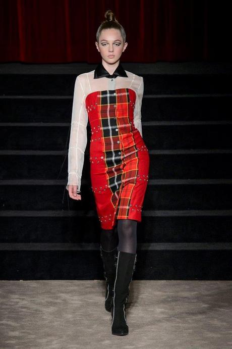 Antonio Ortega – Défilé Couture FW17