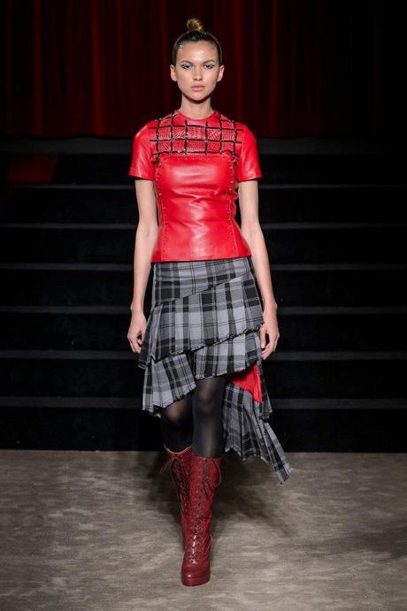 Antonio Ortega – Défilé Couture FW17