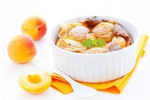 Clafoutis aux abricots frais, version allégée