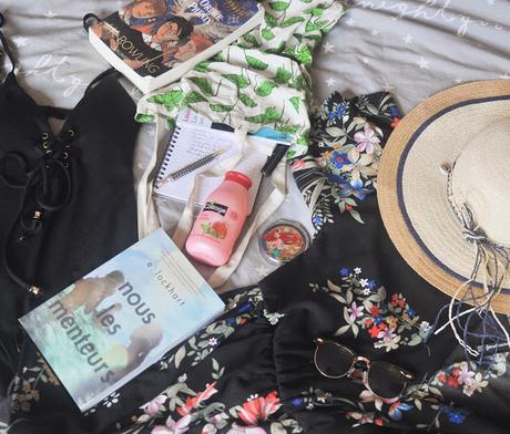 Lifestyle sélection spécial été dans ma valise cet été Produits beauté look mode maillot livres PAL Coin des licornes Blog littéraire Toulouse