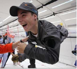 Des enfants extraordinaires en apesanteur