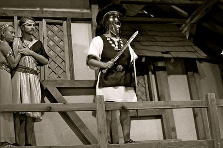 Le pouvoir n'est rien d'autre que la loi du plus fort.