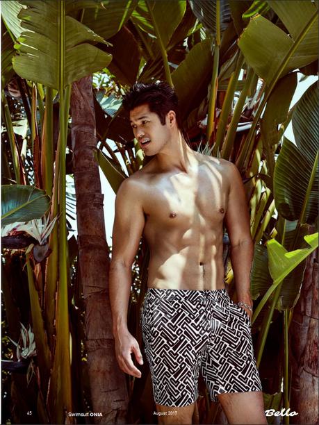 SEXY : Ross Butler in Onia swim shorts