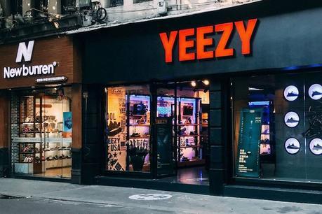 Un fake Yeezy Store en Chine