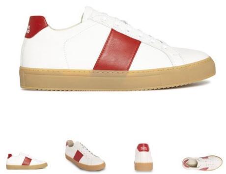 Sneakers basses en cuir lisse blanc, contrefort et bande en cuir rouge