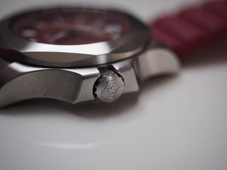 TEST-168h avec la montre I.N.O.X. par Victorinox