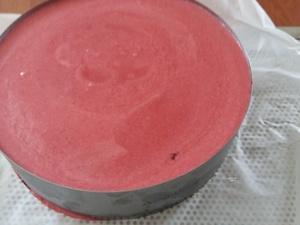 Entremet Fraise Chocolat Blanc et son Insert Marbré Cliquer sur les photographies pour les agrandir