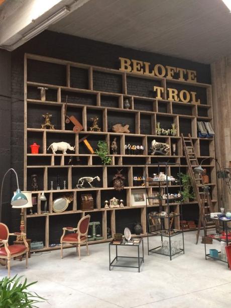 Mephistos Courtrai - Magasin Vintage Brocante