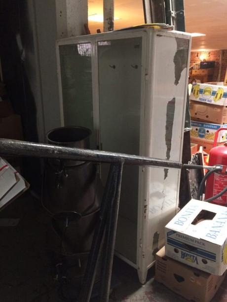 Mephistos Courtrai - Magasin Vintage Brocante