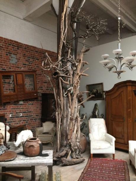 Mephistos Courtrai - Magasin Vintage Brocante