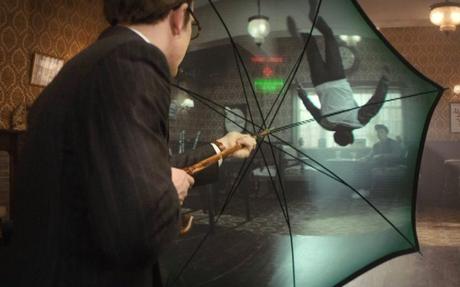 Kingsman : un fan se fabrique le fameux parapluie high-tech du film