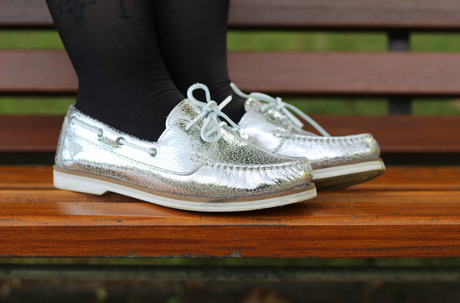 Look : Girlboss – French Curves Challenge Look : Girlboss – French Curves Challenge