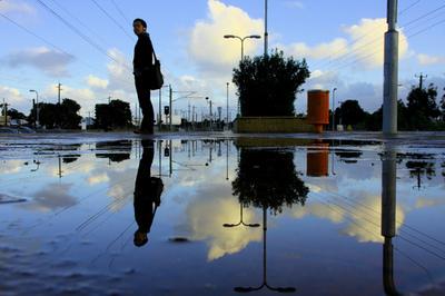 purplebaby444airstrip blue (via maybemaq)