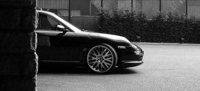 Porsche 911 by Project Kahn : la simplicité fait la beauté.