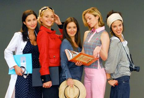 http://programmes.france2.fr/cinq-soeurs/IMG/jpg/perso14.jpg