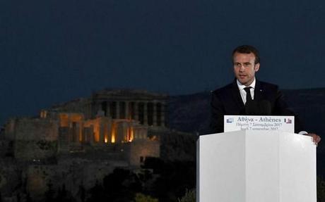Emmanuel Macron : au-delà des 