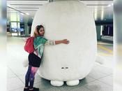 Installation d’un pilier câlins géant dans gare Tokyo
