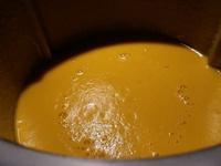 Velouté de Potiron, Carottes, oignons et lait de coco Cliquer sur les photographies pour les agrandir