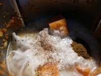 Velouté de Potiron, Carottes, oignons et lait de coco Cliquer sur les photographies pour les agrandir