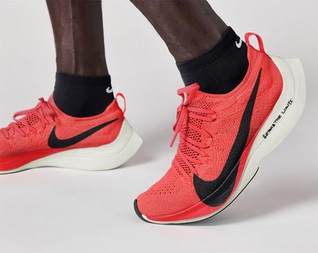 99 paires de Nike Zoom Fly portée par Eliud Kipchoge seront mises en vente