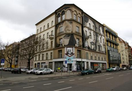 Le plus grand musée du street art a ouvert à Berlin