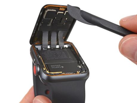 ifixit apple watch series 3 reparation - iFixit : le démontage de Apple Watch Series 3 révèle une meilleure batterie