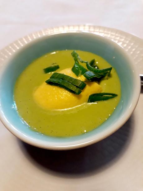 Crème pettis pois, mousse poivron jaune © Gourmets&co