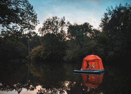 « SmithFly’s Shoal », la tente flottante