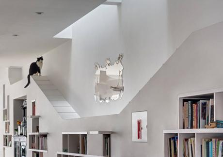 Une maison pour les amoureux de lecture et … de chats