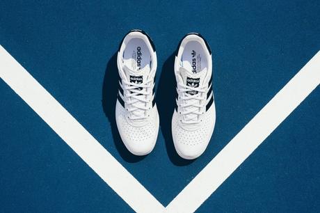 L’Adidas 350 s’offre un nouveau coloris “White/Black/Gold”