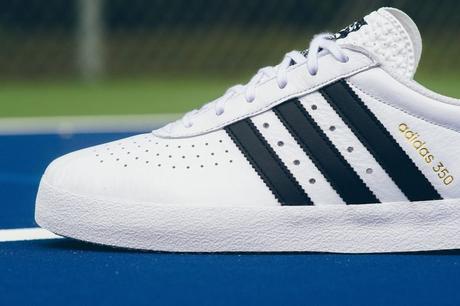 L’Adidas 350 s’offre un nouveau coloris “White/Black/Gold”