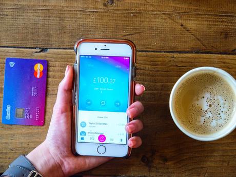 Revolut, la banque mobile sur votre iPhone permet la configuration des paiements récurrents en plusieurs devises Revolut, la banque mobile sur votre iPhone permet la configuration des paiements récurrents en plusieurs devises