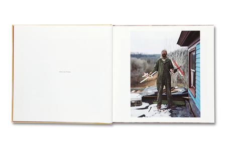 ALEC SOTH – SLEEPING BY THE MISSISSIPPI