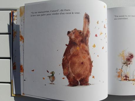 Feuilletage d'albums #66 : spécial AUTOMNE #2 : Ours a une histoire à raconter - Petit manuel des ours à l'usage des aventuriers débutants - Flip et Flap cherchent un trésor