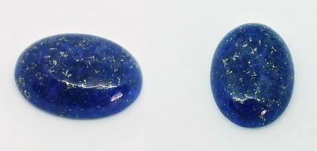 pierre naturelle de lapis lazuli