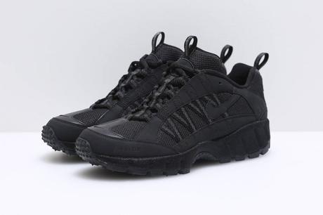 La collaboration Nike Air Humara x Supreme débarque ce jeudi La collaboration Nike Air Humara x Supreme débarque ce jeudi