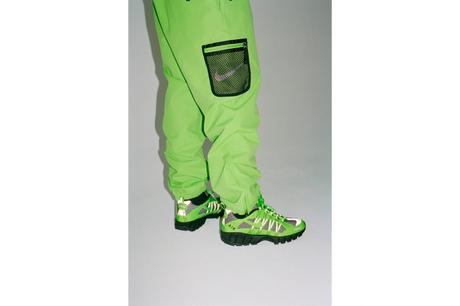 La collaboration Nike Air Humara x Supreme débarque ce jeudi La collaboration Nike Air Humara x Supreme débarque ce jeudi