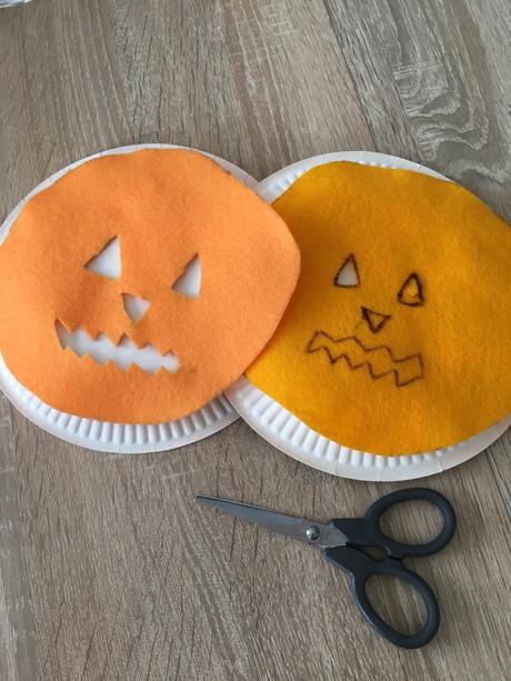 Bricolages d’Halloween avec les enfants Bricolages d’Halloween avec les enfants