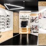 Velo7, une boutique-atelier réalisée par le studio d’architecture mode:lina