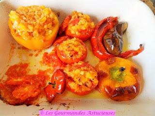 Poivron et tomates farcis à la carotte (Vegan)