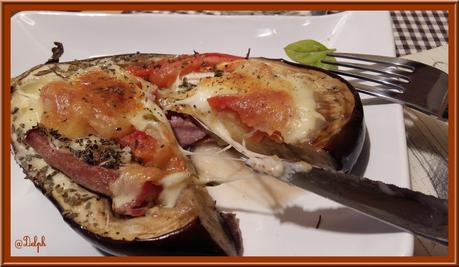 Aubergines farcies au Bacon et à la Tomate Aubergines farcies au Bacon et à la Tomate