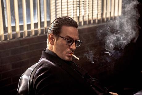 [CRITIQUE] : Carbone