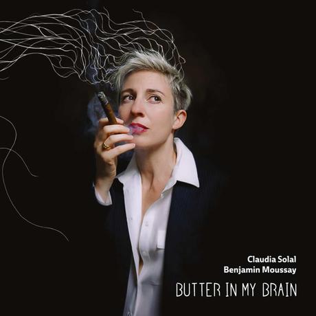 Claudia Solal & Benjamin Moussay en lévitation au Triton Claudia Solal & Benjamin Moussay en lévitation au Triton