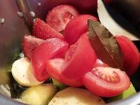 Velouté de Tomates, Céleri et Pommes de terre Cliquer sur les photographies pour les agrandir