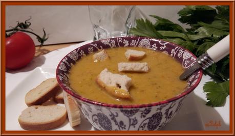 Velouté de Tomates, Céleri et Pommes de terre Velouté de Tomates, Céleri et Pommes de terre