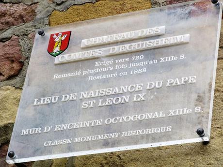La France - Eguisheim, sa chapelle, son château et son église